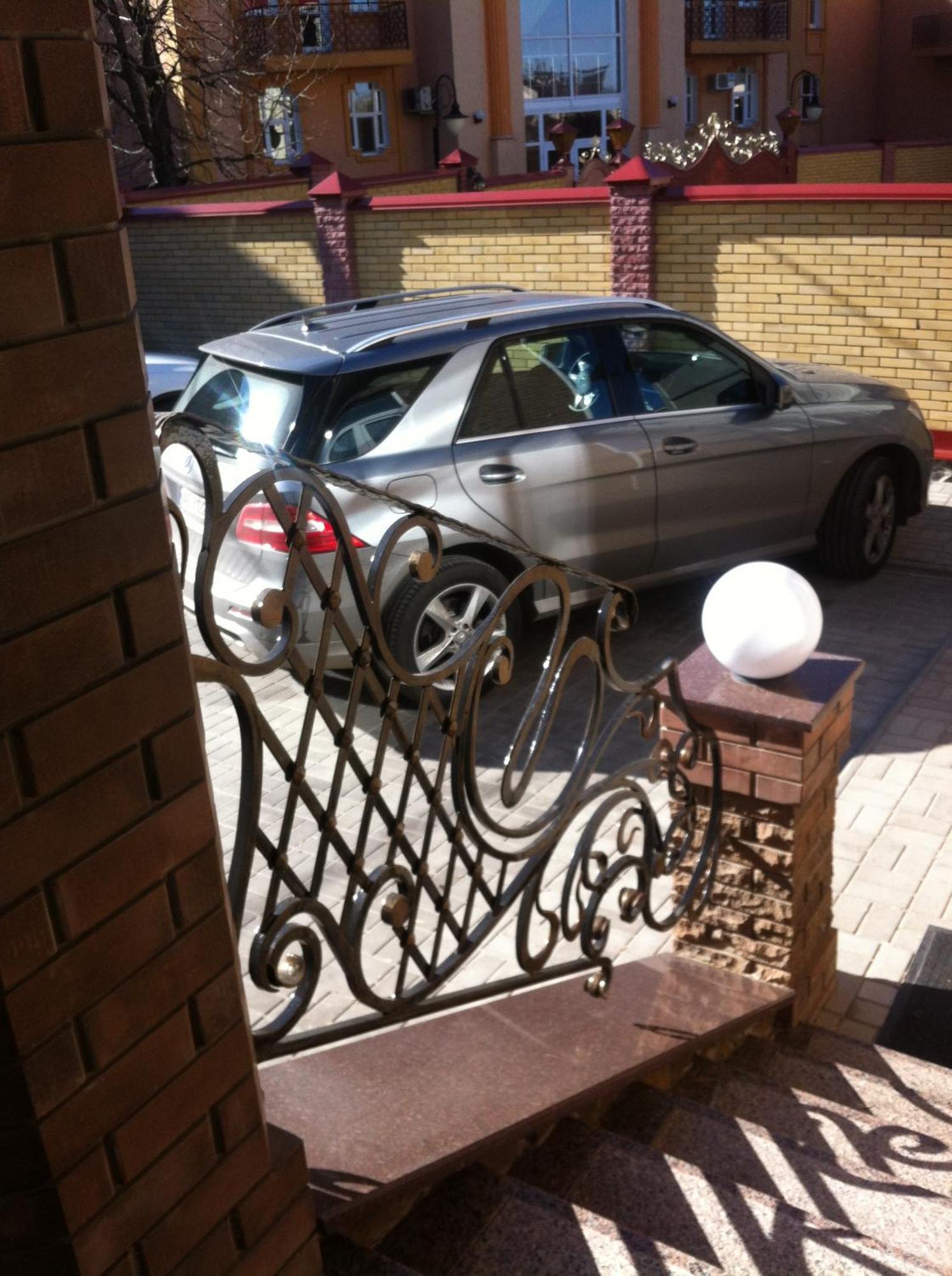 Barin House Hotel Sumy Exterior photo
