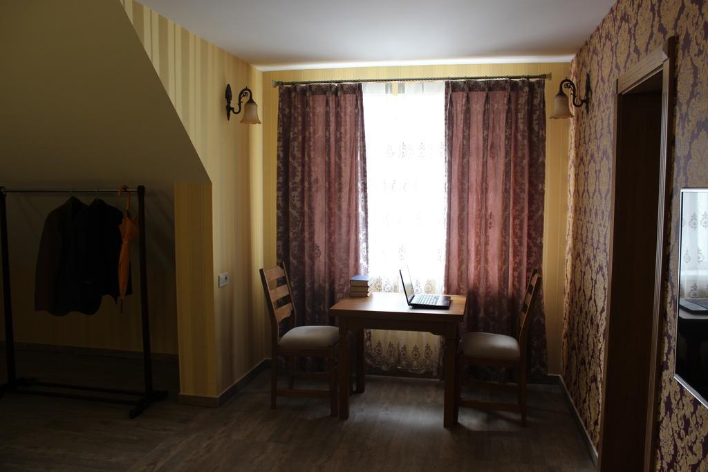 Barin House Hotel Sumy Exterior photo
